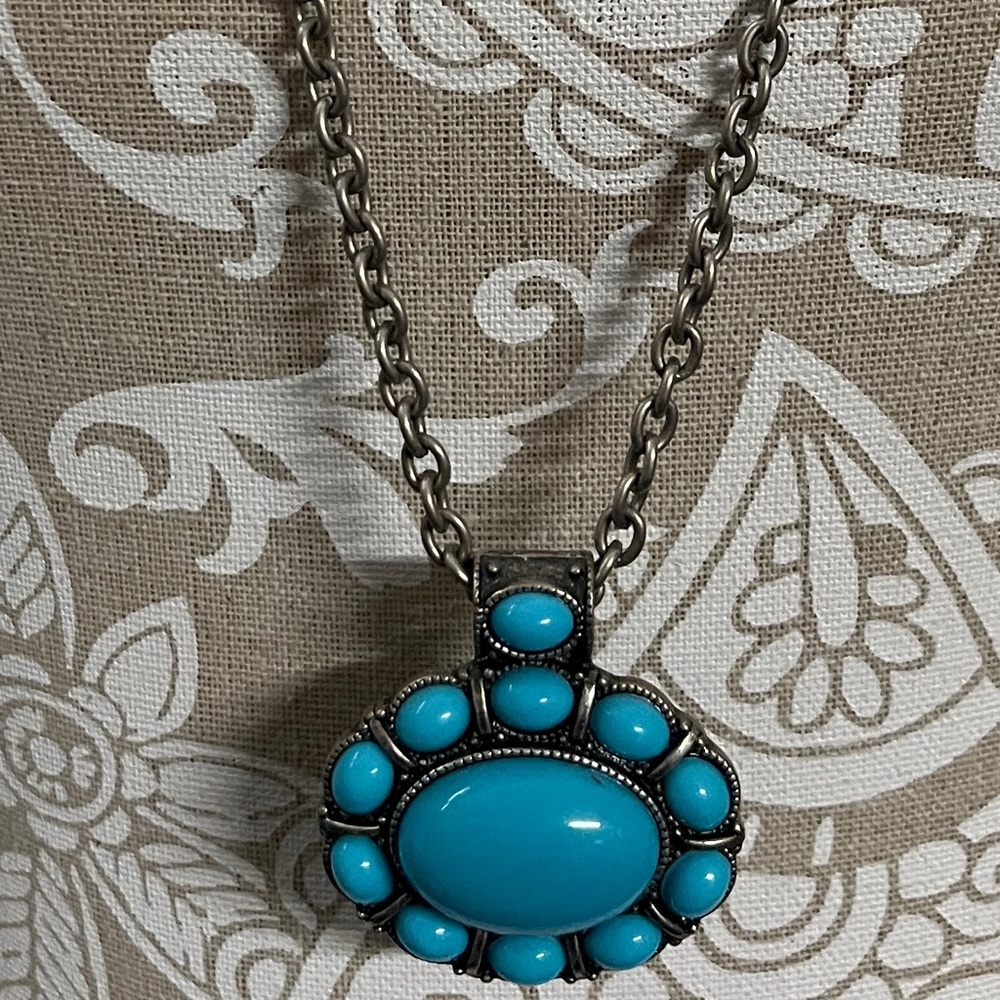 Lucky Brand Turquoise Blue Oval Stone Pendant Necklace